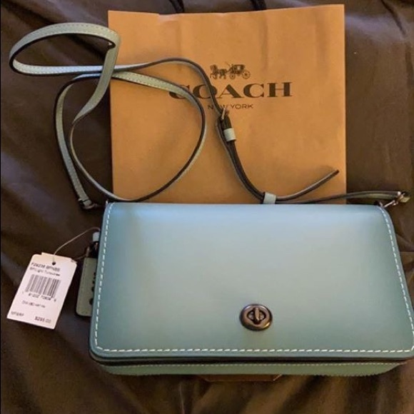 Coach Handbags - COACH Crossbody Purse